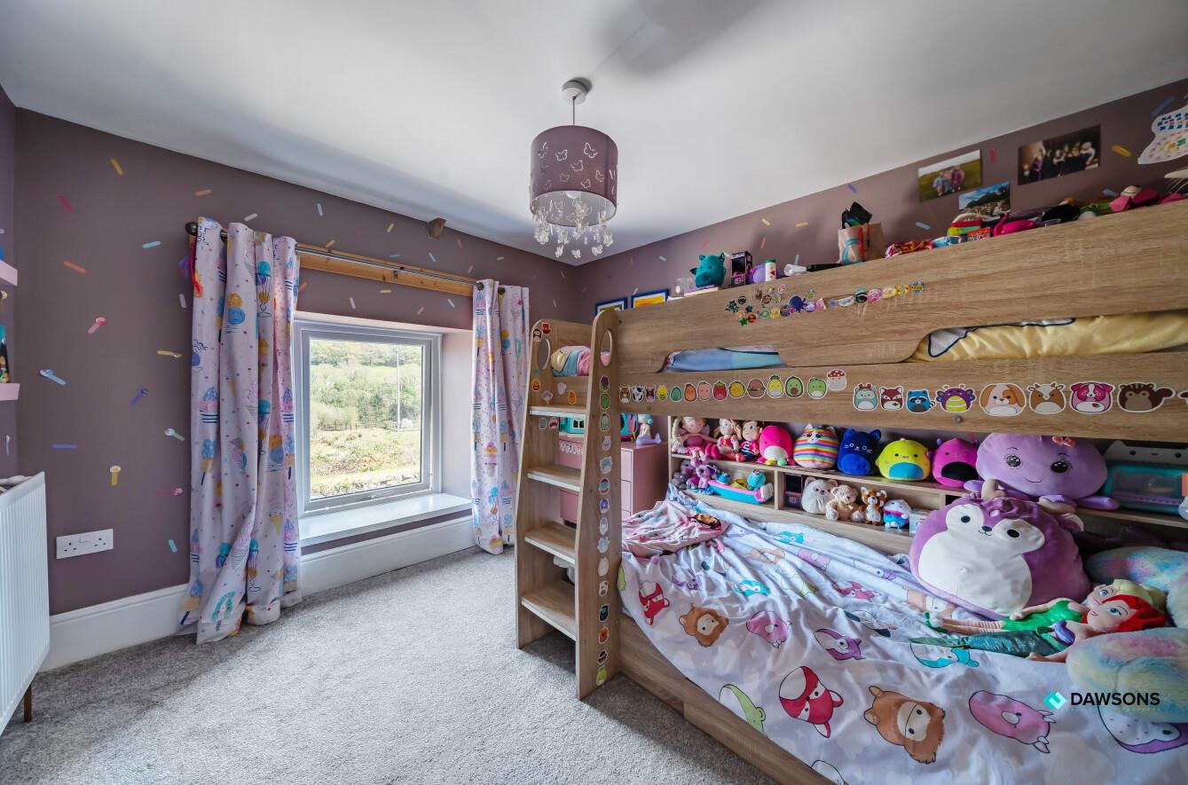 Carmarthen Road, Fforest, Pontarddulais, Swansea, SA4 0FT